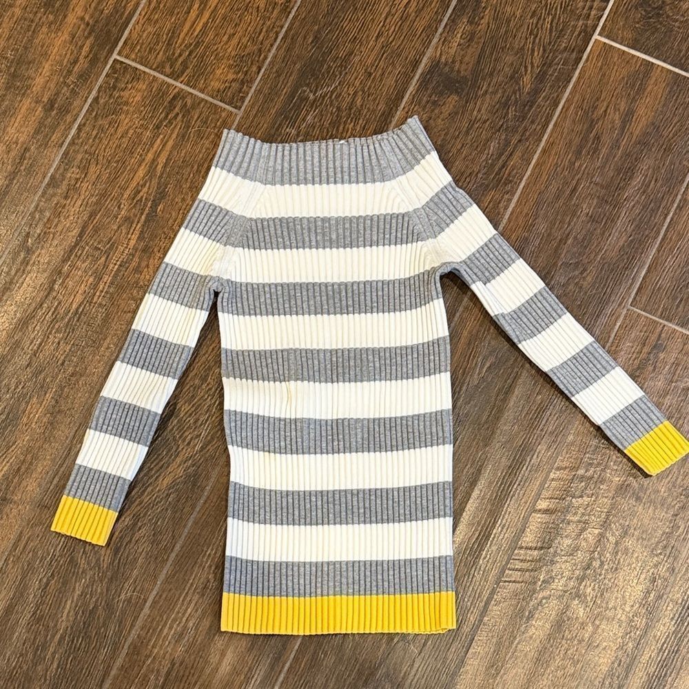 Bailey 44 Off-Shoulder Sweater - Gray, White, Yellow Sz Med NWOT